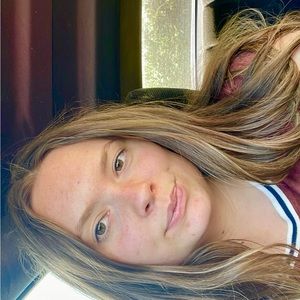 Meet your Posher, Avery